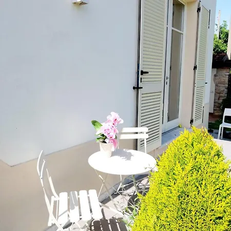 Bee Отель типа 