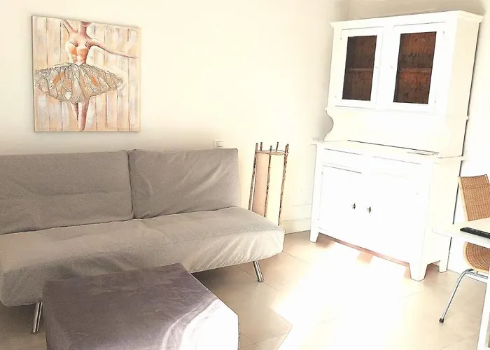 Bee Bed and breakfast Luni